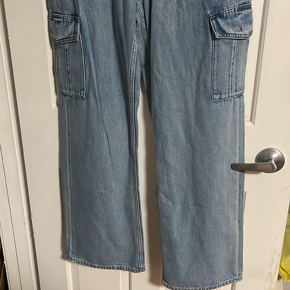 Old navy jeans - Picture 2 of 5